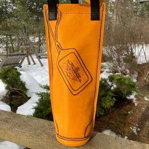 Bag VERVE CLIQUOT PONSARDIN Yellow Lable Brut Thermal Tag Vintage Gold Black